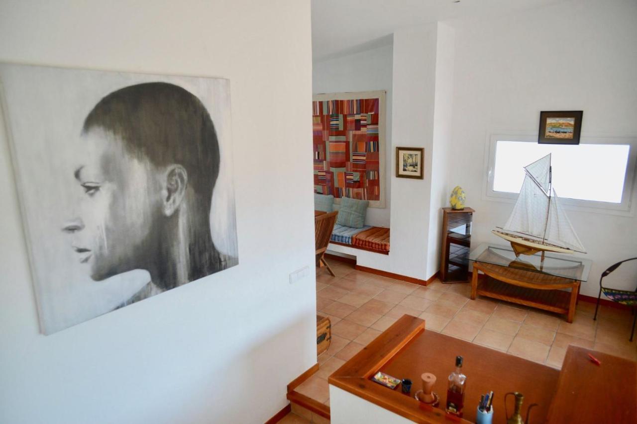Beachfront Duplex With Terrace And Sea Views - Cadaqués Kültér fotó